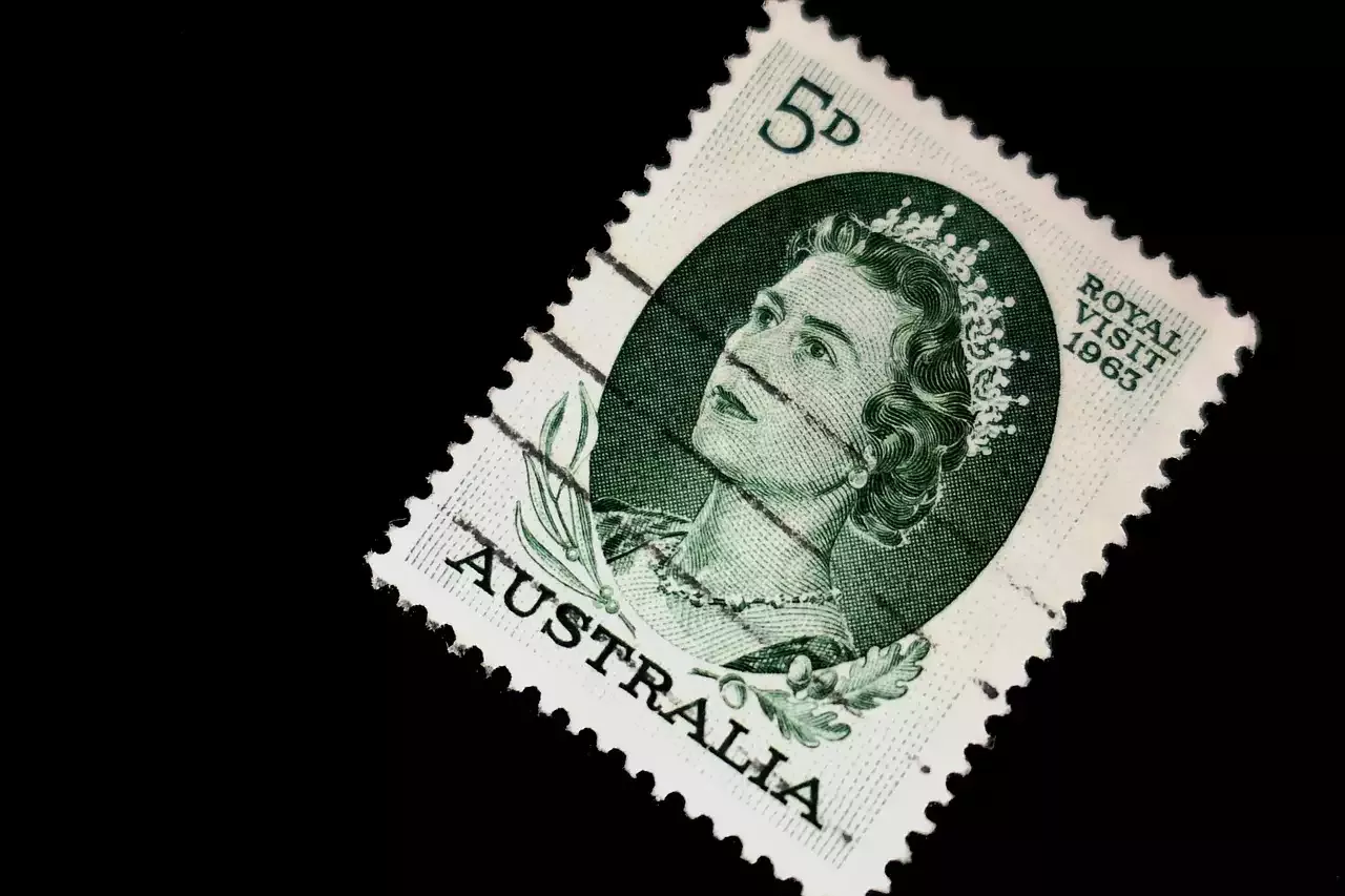 Try Creating Decorative Glass Mosaics