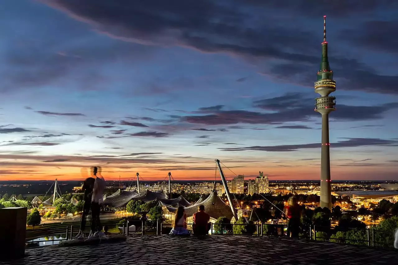 Sports Entertainment Television and Being a Presenter