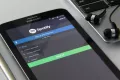 ספוטיפיי (Spotify ) חושפת את מודל תמלוגים החדש