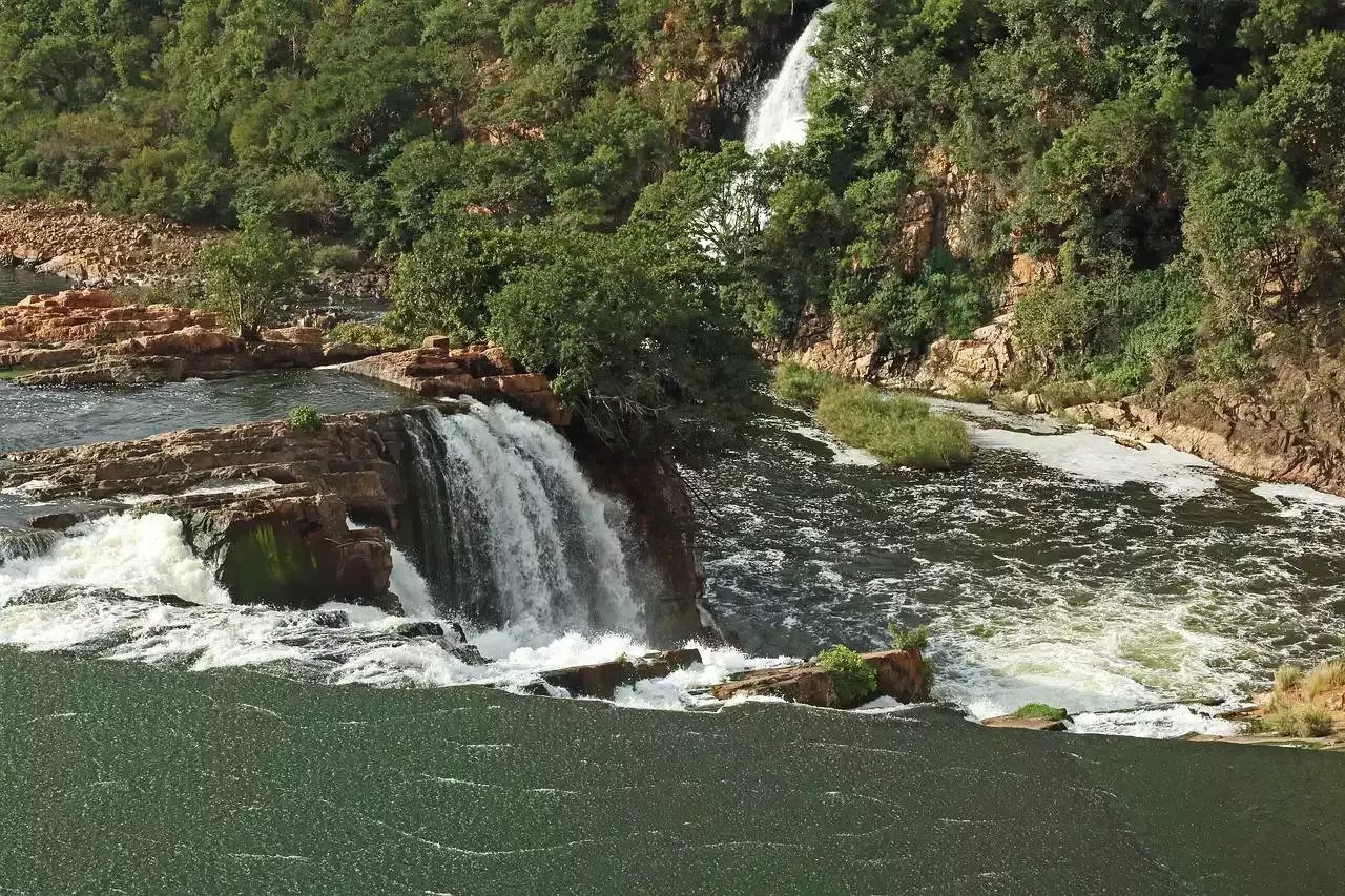אלטון ג'ון וההיסטוריה המדהימה שלו