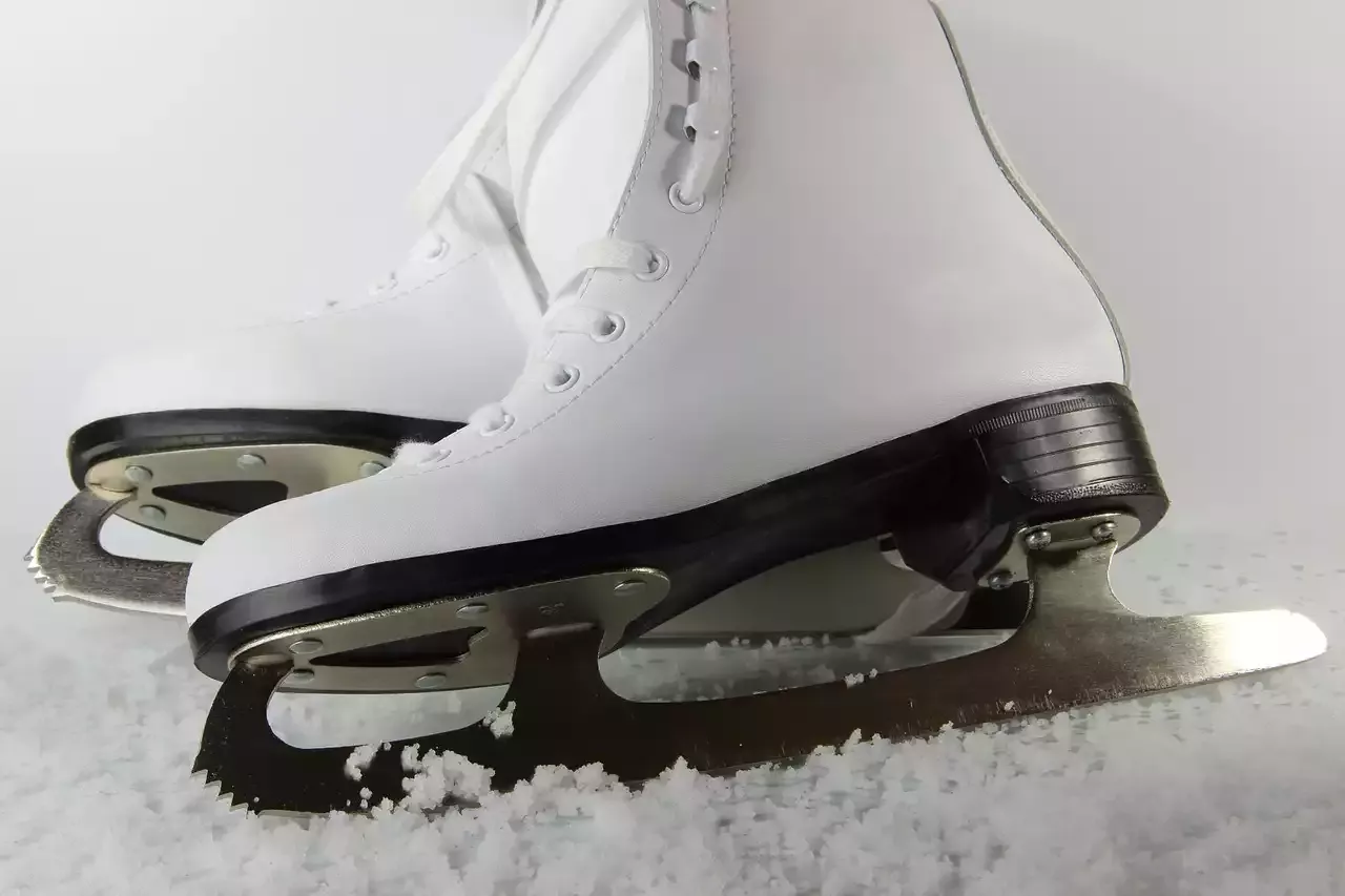 Dévoilement de la glorieuse confrontation : assistez à la conquête de la glace par 1 600 athlètes lors de la passionnante compétition de patinage artistique de Wichita !