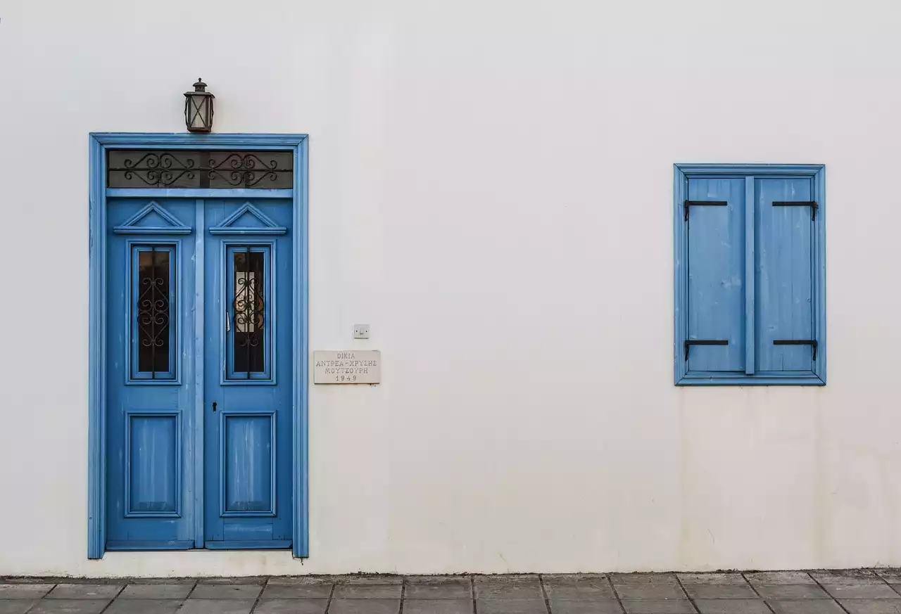 Hanging Wooden Doors at Home