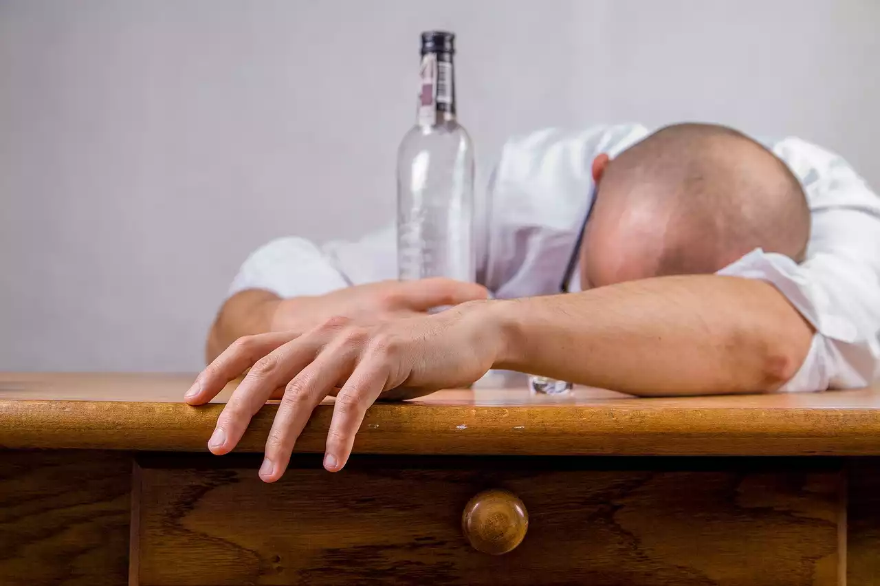 Risks and Side Effects of Taking Levitra with Alcohol or Other Drugs