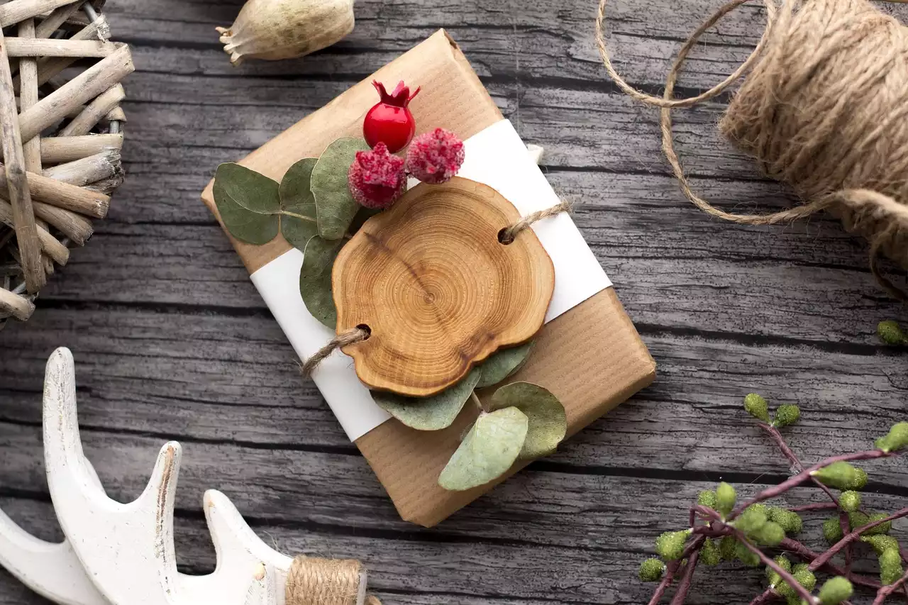 13 Enchanting Lunar New Year Gifts to Ring in the Year of the Dragon