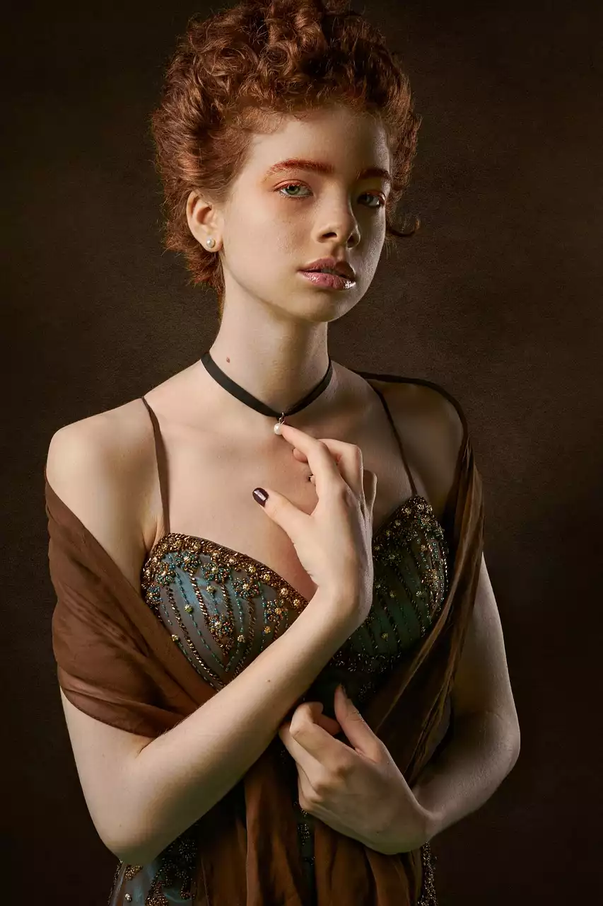 How to Style Necklaces for Different Occasions and Outfits